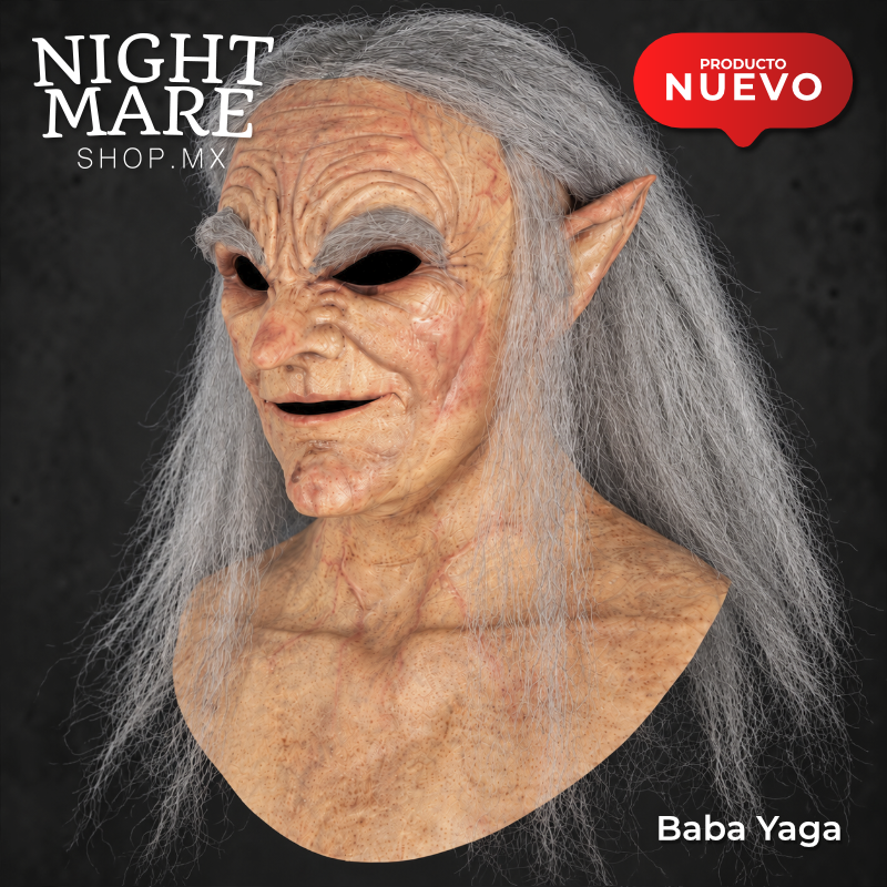 Máscara Baba Yaga Hyper Mask, vista de tres cuartos con cabello gris, cejas pobladas y pechera