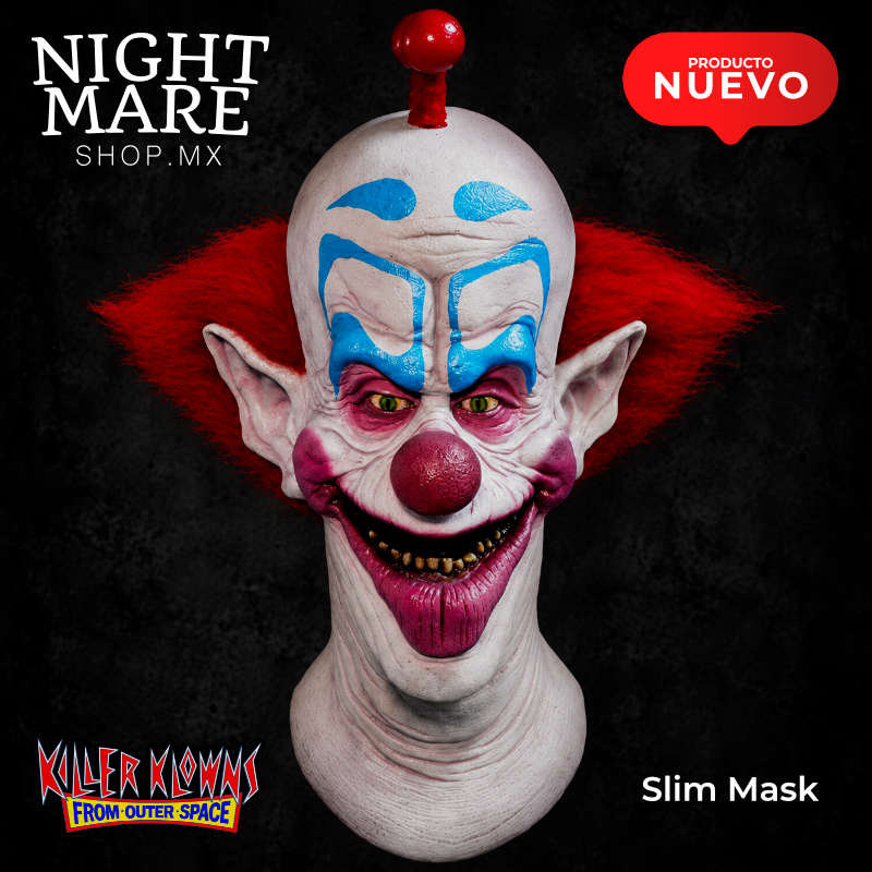 Vista frontal alternativa de Slim Mask, con ojos verdes, nariz roja y cabello a los lados.