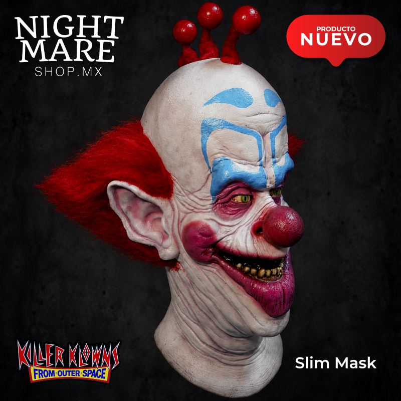 Slim Mask en ángulo hacia la derecha, con maquillaje azul y apéndices rojos en la cabeza.